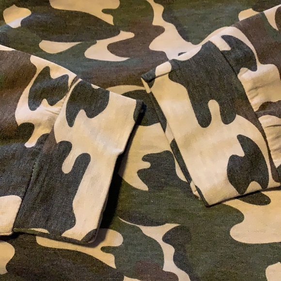Tresics super soft camo crop top - Picture 6 of 9